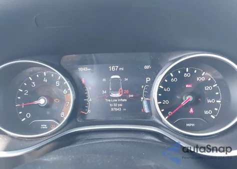 2018 Jeep Compass Latitude 4X4 из США, поврежденный, VIN 3C4NJDBB7JT230826